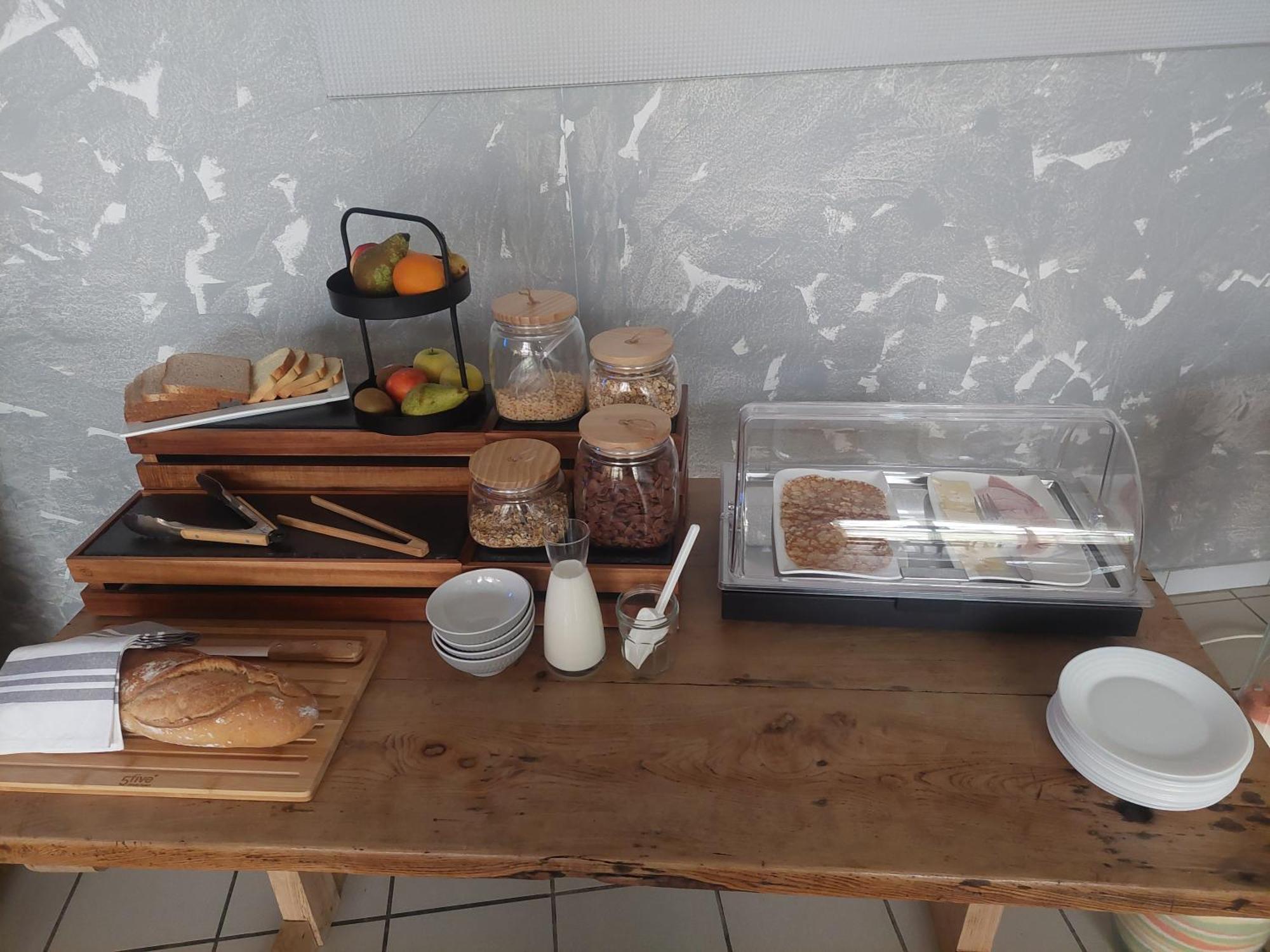 Bram Logis Hotel Restaurant Le Clos Saint Loup מראה חיצוני תמונה
