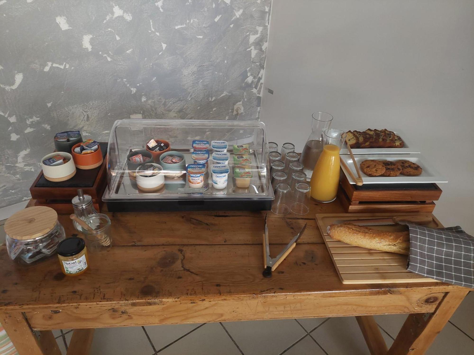 Bram Logis Hotel Restaurant Le Clos Saint Loup מראה חיצוני תמונה